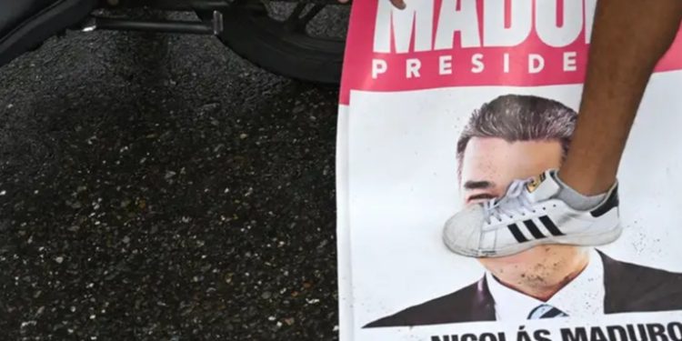 Centro Carter muestra a OEA actas de elecciones en Venezuela