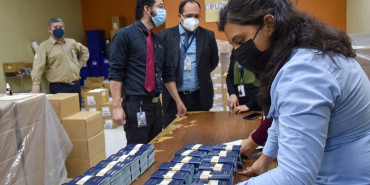 Centro de Migración y Emisión de Pasaportes restablece su atención al público