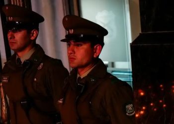 Chile: continúa intensa búsqueda de asesinos de 3 policías