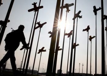 Chile decide excluir a empresas israelíes de la FIDAE