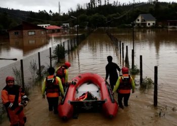 Chile en alerta máxima por intensas lluvias