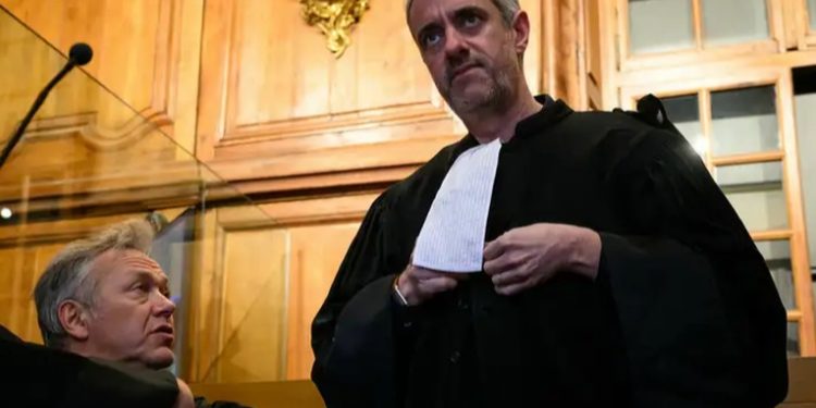 Chileno en juicio de apelación por feminicidio en Francia