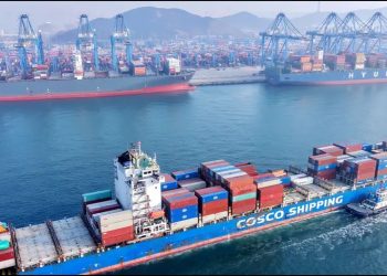 China crece más de lo esperado antes de aranceles de Trump