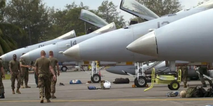 China critica planes militares de EE.UU. y Japón