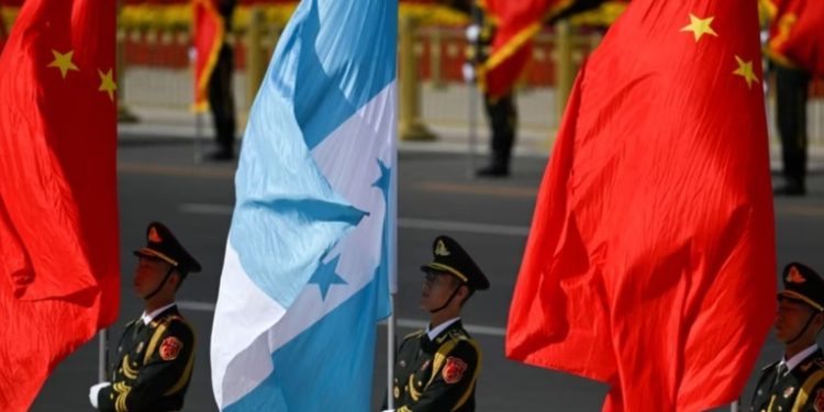 China dispuesta a iniciar conversaciones de libre comercio con Honduras
