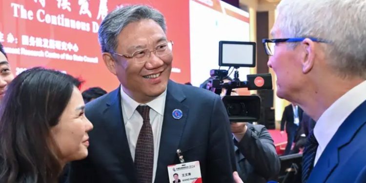 China espera que Apple amplíe sus inversiones en el país