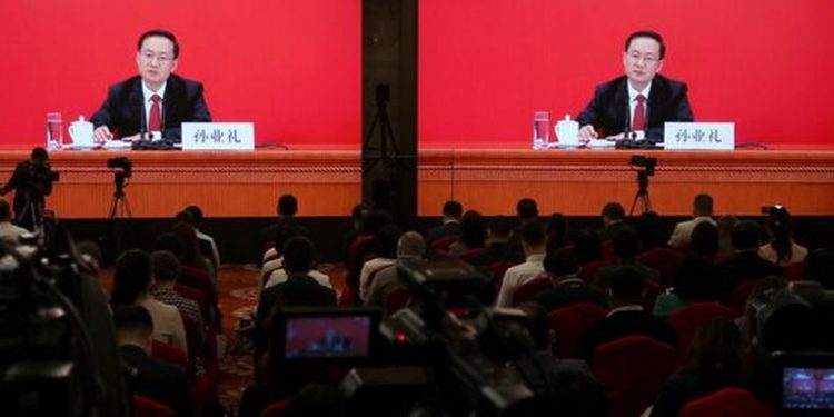 China insiste en su derecho a utilizar la fuerza en Taiwán