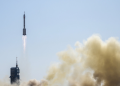 China lanza su 12.ª misión espacial tripulada con tres taikonautas