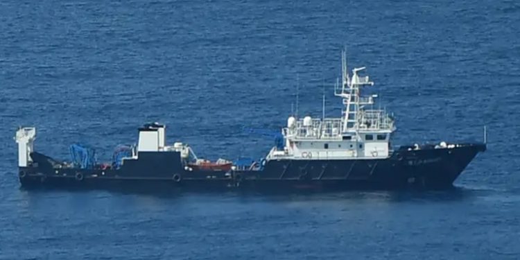 China prueba patrulla de combate cerca de aguas en disputa