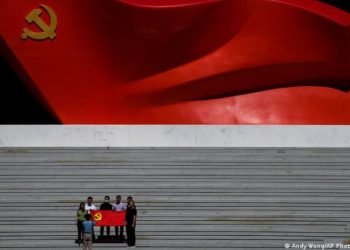 China redoblará esfuerzos para reunificar Taiwán de forma pací­fica