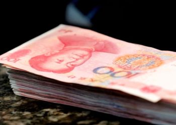 China reduce tasas de interés en esfuerzo por impulsar crecimiento económico decaído