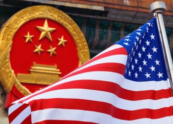 China sanciona 12 empresas y 10 altos ejecutivos de EE.UU.