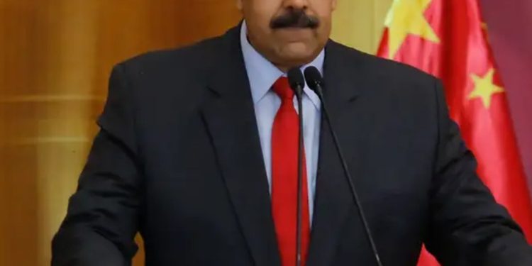 China y Venezuela refuerzan cooperación en reunión en Pekín