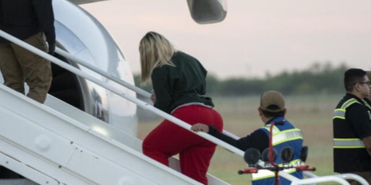 Cien deportados llegan a Venezuela en vuelo directo desde Estados Unidos