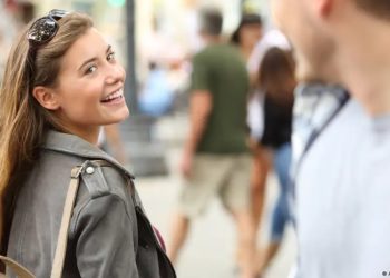 Científicos descubren por qué nos atraen ciertas personas