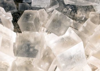 Cientí­ficos planean abrir un cristal de 830 millones de años
