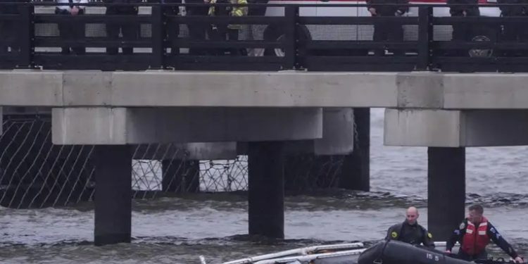 Cierra empresa de helicópteros tras accidente en Nueva York