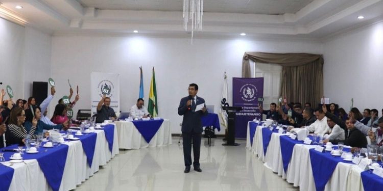 Cierre de recepción de ternas para gobernadores en 13 departamentos