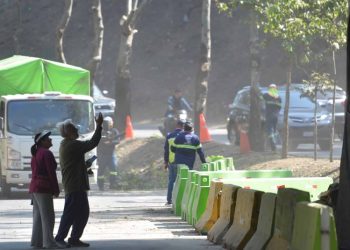 Cierre temporal en el Anillo Periférico por construcción del puente Adolfo Mijangos López