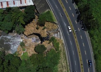Cierres totales en Bulevar Lourdes por socavamiento