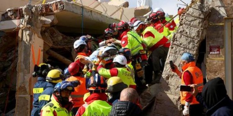 Cifra de muertos por terremoto en Siria y Turquí­a se eleva a más de 23.200