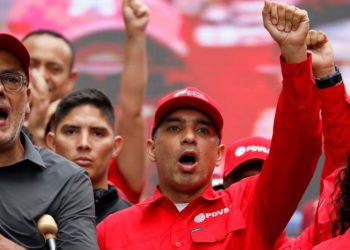 Cinco exministros del petróleo venezolano están encarcelados o los busca la justicia