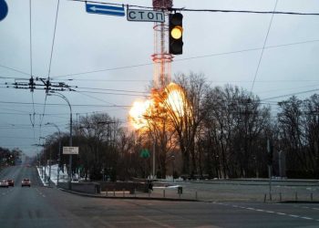 cinco muertos tras ataque ruso a torre de televisión en Kiev