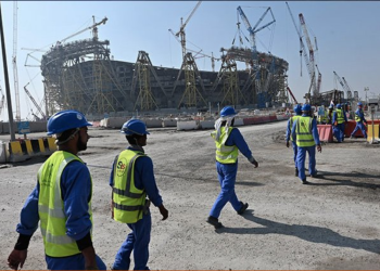 Cincuenta trabajadores inmigrantes murieron el año pasado en las obras para albergar el Mundial de Catar 2022