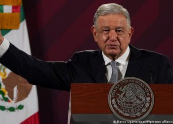 Citigroup renuncia a vender filial mexicana Banamex y la colocará en bolsa