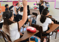 Clases en el sistema educativo continuarán de manera hí­brida