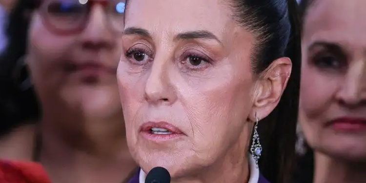 Claudia Sheinbaum rechaza diálogo con Gobierno de Ecuador