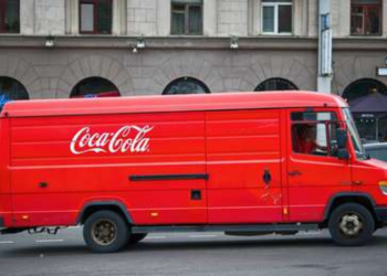 Coca-Cola prohí­be a sus empleados beber Pepsi y les impone otras reglas inusuales