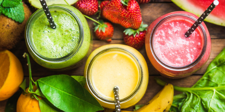 Cóctel de opiniones sobre los batidos de frutas: ¿son buenos o perjudiciales?