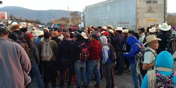 CODECA bloquea 15 tramos carreteros en protesta por rechazo al MLP