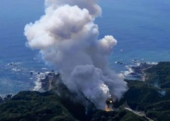 Cohete espacial privado explota tras su despegue en Japón