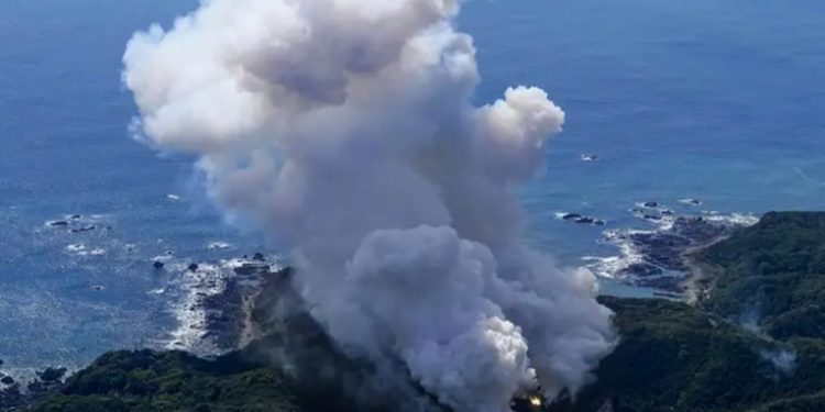 Cohete espacial privado explota tras su despegue en Japón