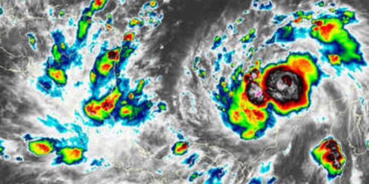 Colombia, en alerta máxima por la tormenta Julia, que puede convertirse en huracán