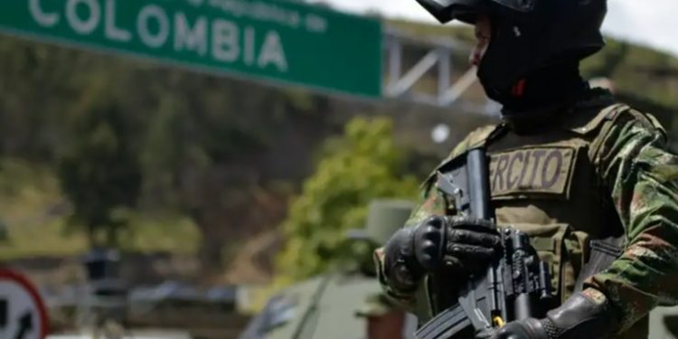 Colombia: más de 145.000 civiles desplazados por conflictos