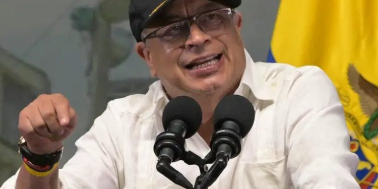 Colombia: Petro sería objeto de atentado, según ministro