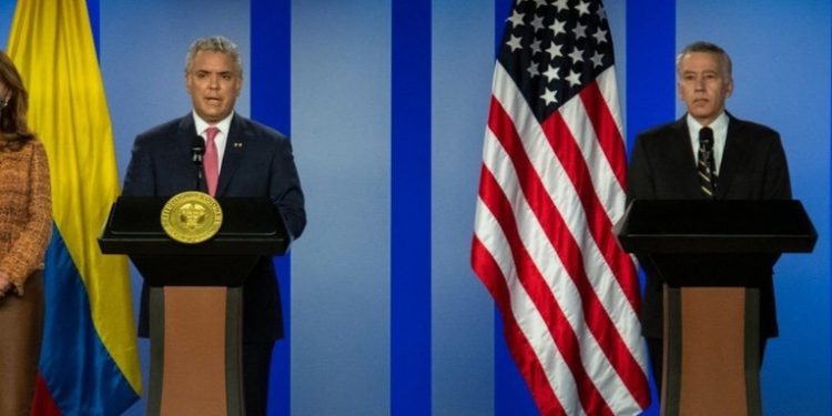 Colombia recibirá temporalmente a afganos, tras un acuerdo con EE.UU.