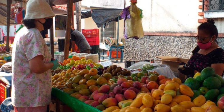 Comerciantes de mercados capitalinos rechazan iniciativa de ley que contempla cobro de impuestos