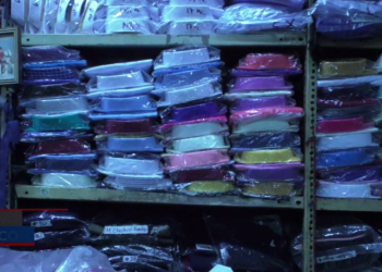 Comerciantes de uniformes escolares esperan recuperar sus inversiones en este ciclo escolar 2023