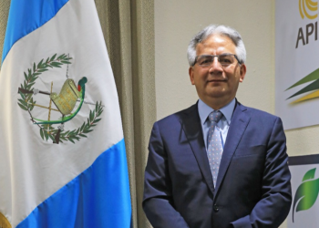 Comienza el juicio contra el Ministro de Agricultura señalado de desví­o de fondos