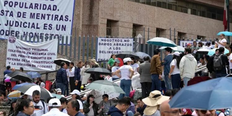 Comienza huelga en México contra polémica reforma judicial