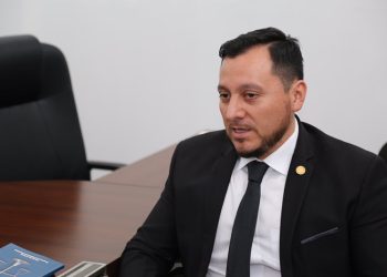 Comienza interpelación de Ministro de Gobernación