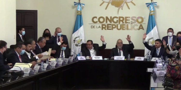 Comisión de Derechos Humanos elige a terna de aspirantes a PDH