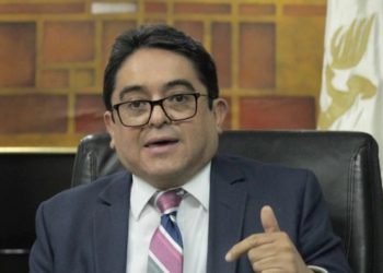 Comisión de DH se declara en sesión permanente para analizar informe del PDH y señalan anomalí­as
