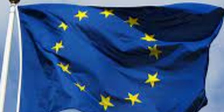 Comisión Europea identifica riesgo tecnológico en áreas clave para derechos humanos