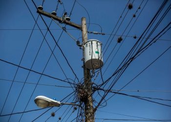 Comisión legislativa de finanzas dictamina a favor de ampliación de tarifa social de la energí­a eléctrica