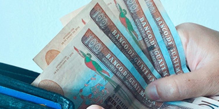 Comisión tripartita propone aumento de 180 quetzales en salario mínimo